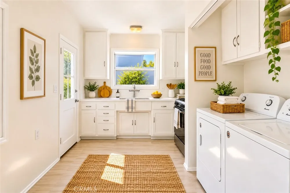 1836 Hillcrest Hermosa Beach, CA 90254