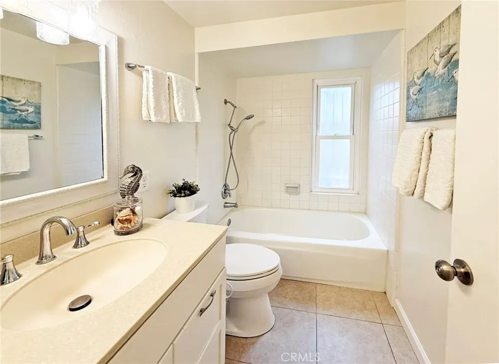 19886 Waterview Lane Huntington Beach, CA 92648