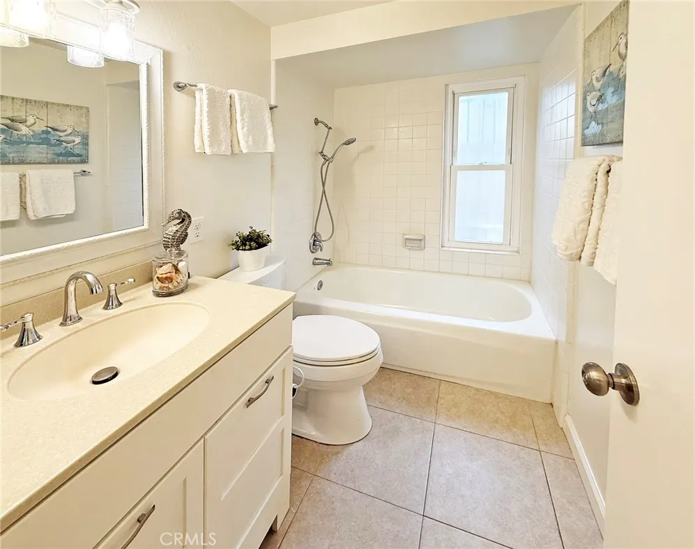 19886 Waterview Lane Huntington Beach, CA 92648