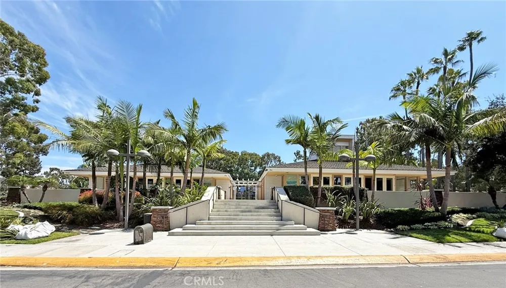 19886 Waterview Lane Huntington Beach, CA 92648