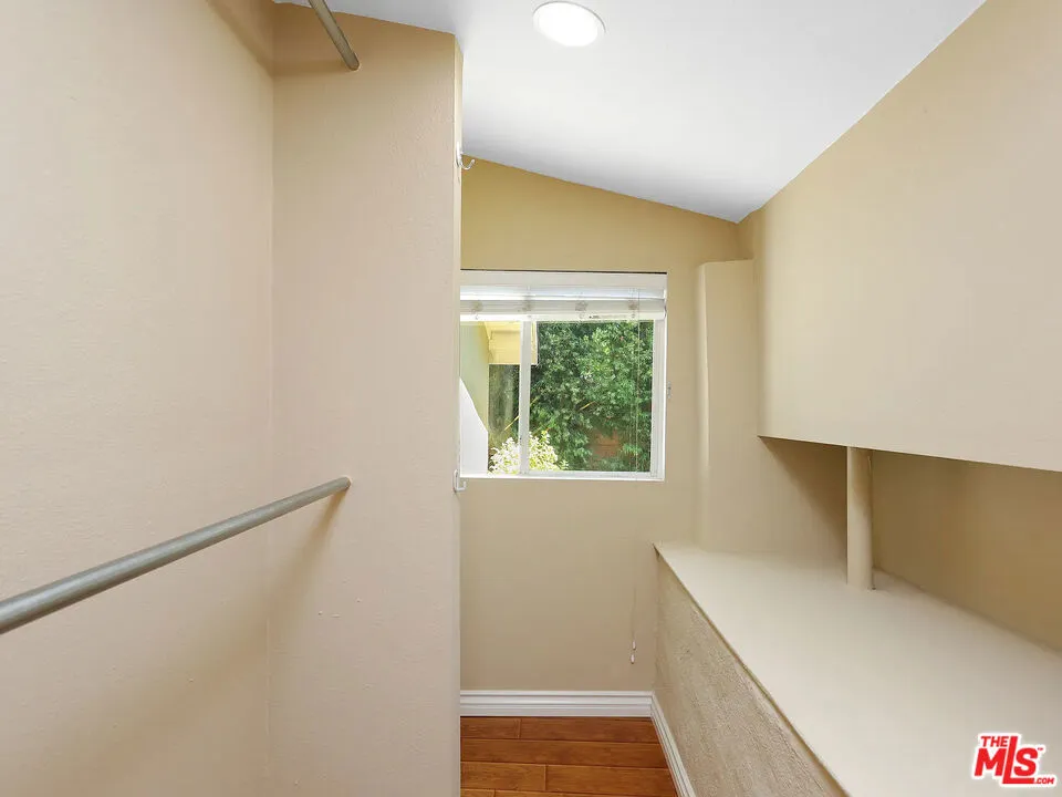 526 Emerald Drive Orange, CA 92868