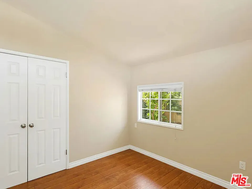 526 Emerald Drive Orange, CA 92868