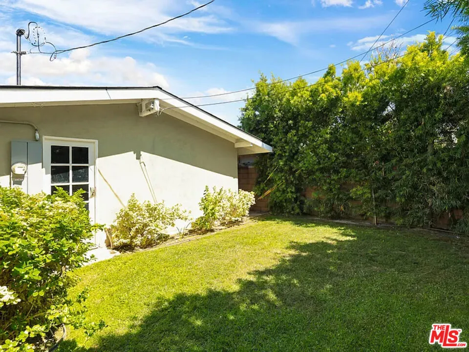 526 Emerald Drive Orange, CA 92868