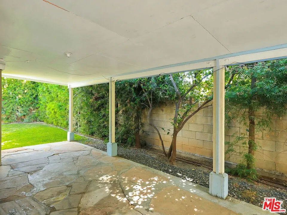 526 Emerald Drive Orange, CA 92868