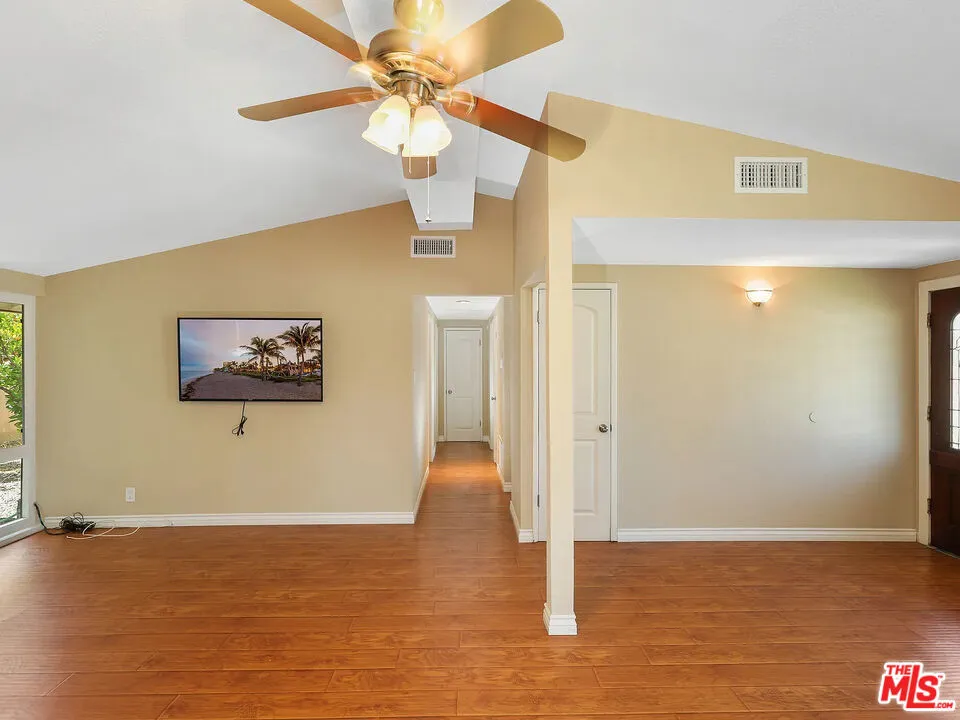 526 Emerald Drive Orange, CA 92868
