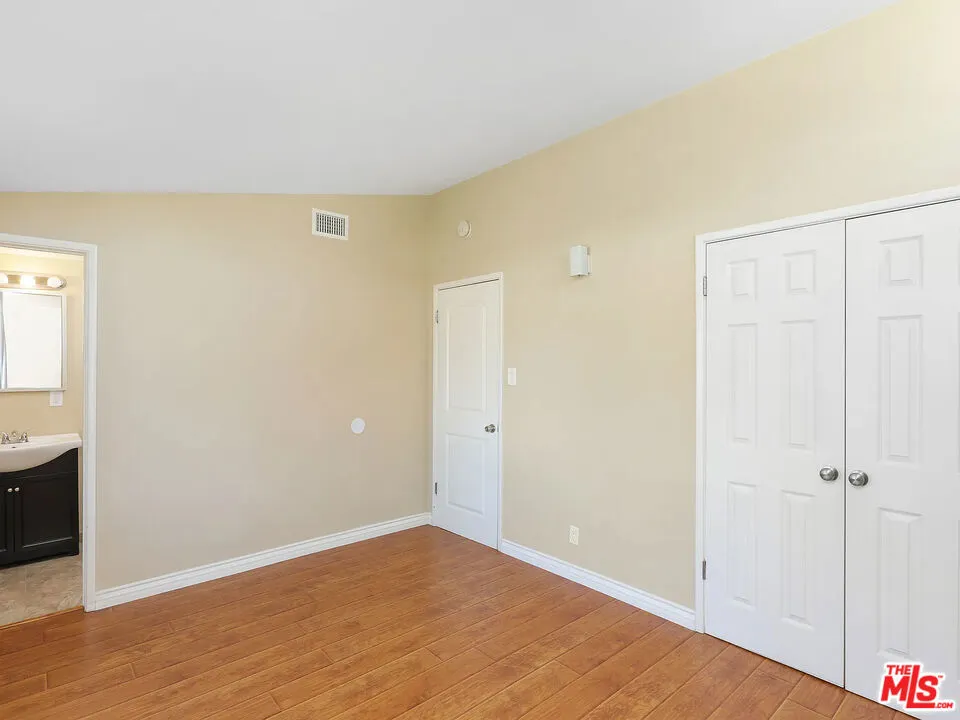 526 Emerald Drive Orange, CA 92868