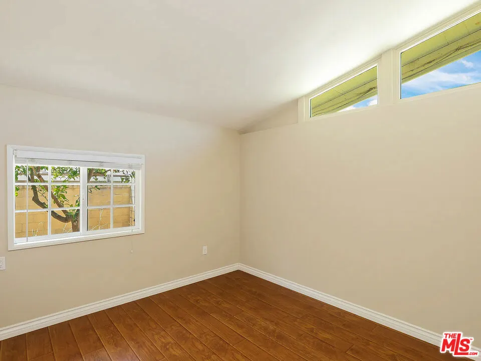 526 Emerald Drive Orange, CA 92868