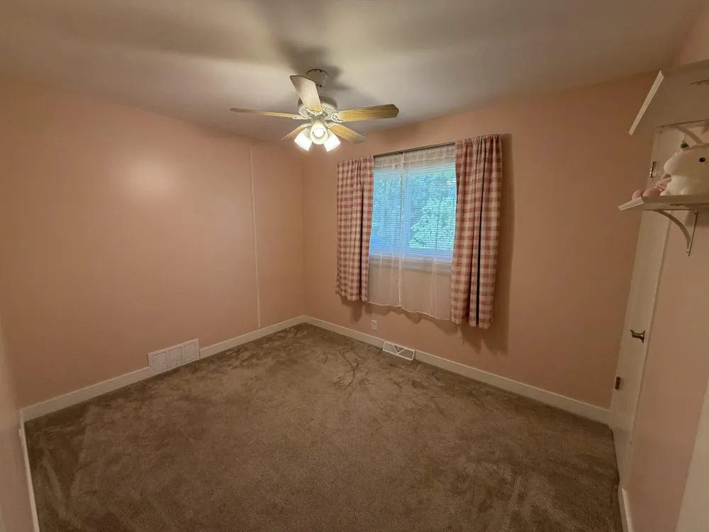 1881 Sunny Creek Street SE Kentwood, MI 49508