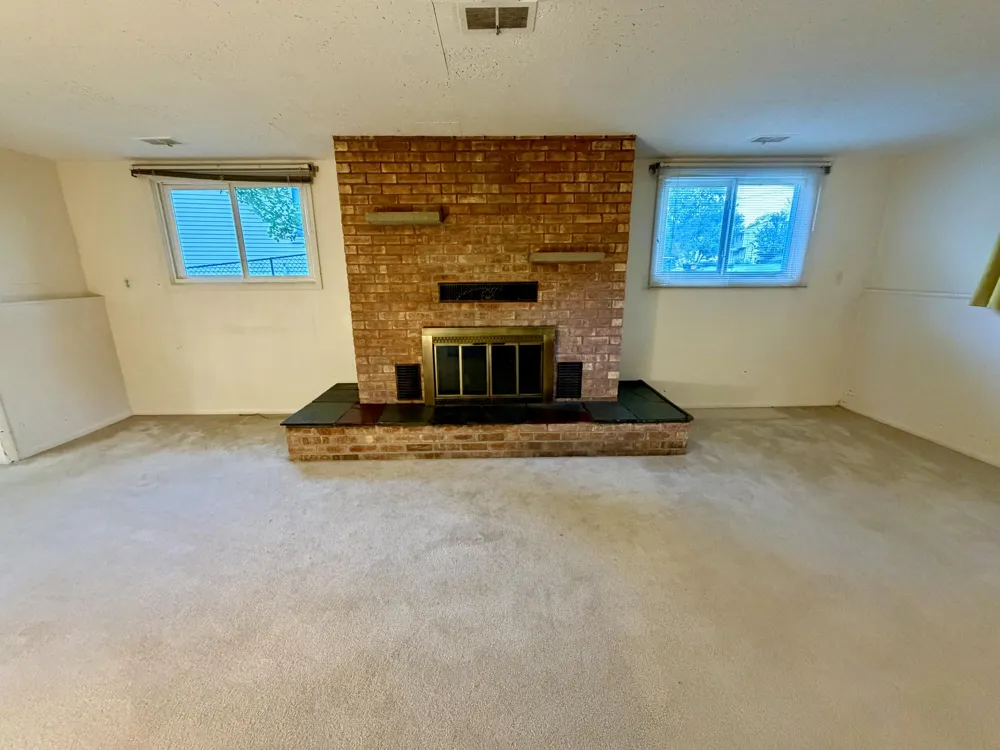 1881 Sunny Creek Street SE Kentwood, MI 49508
