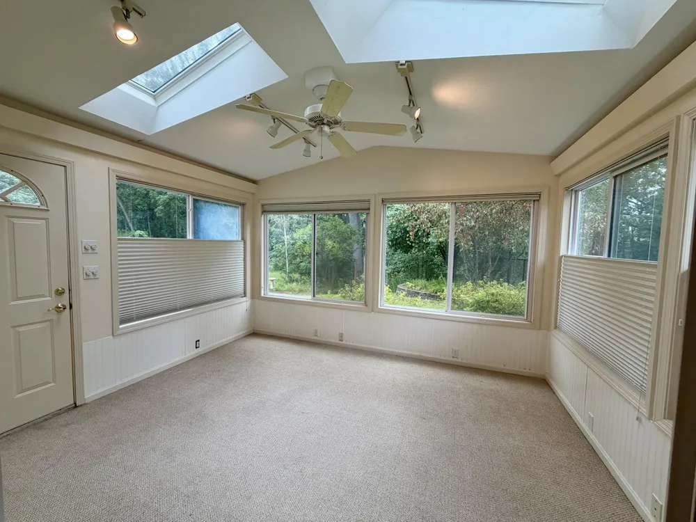 1881 Sunny Creek Street SE Kentwood, MI 49508