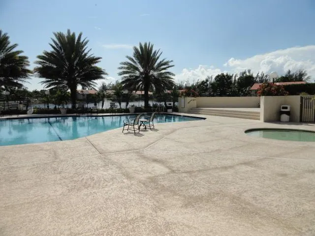 1561 WINDORAH WAY #C West Palm Beach, FL 33411