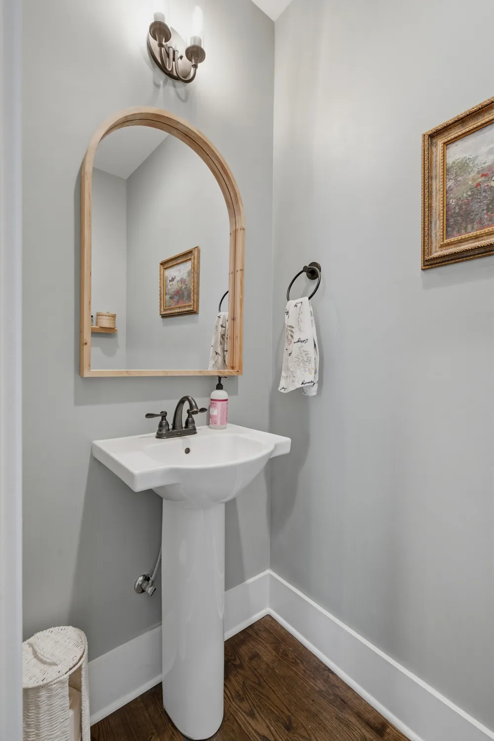 1022A Kellow St Nashville, TN 37208