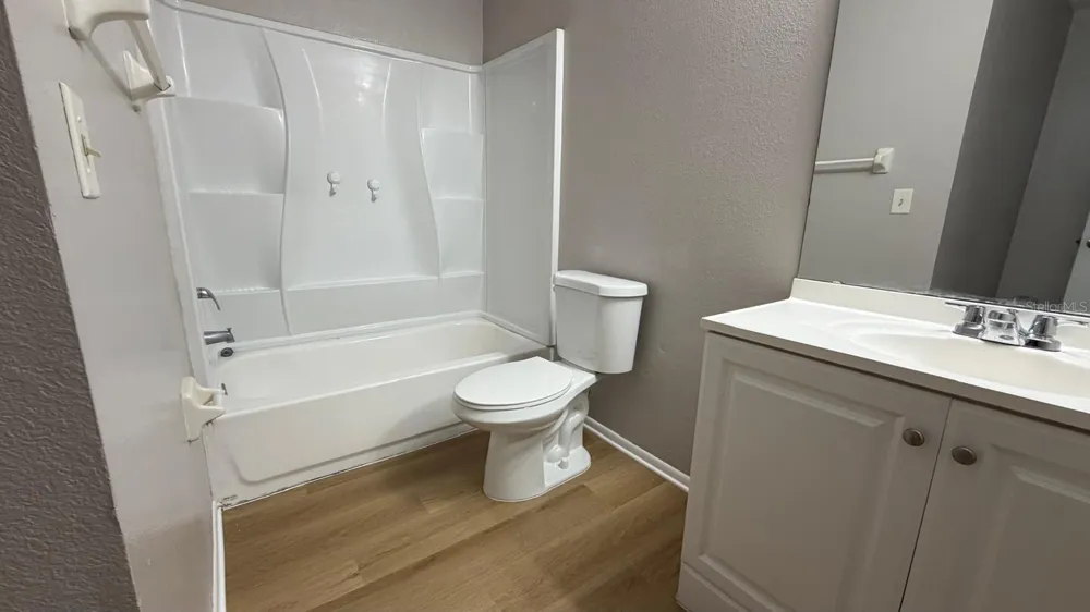 2260 CASCADES BOULEVARD #203 Kissimmee, FL 34741