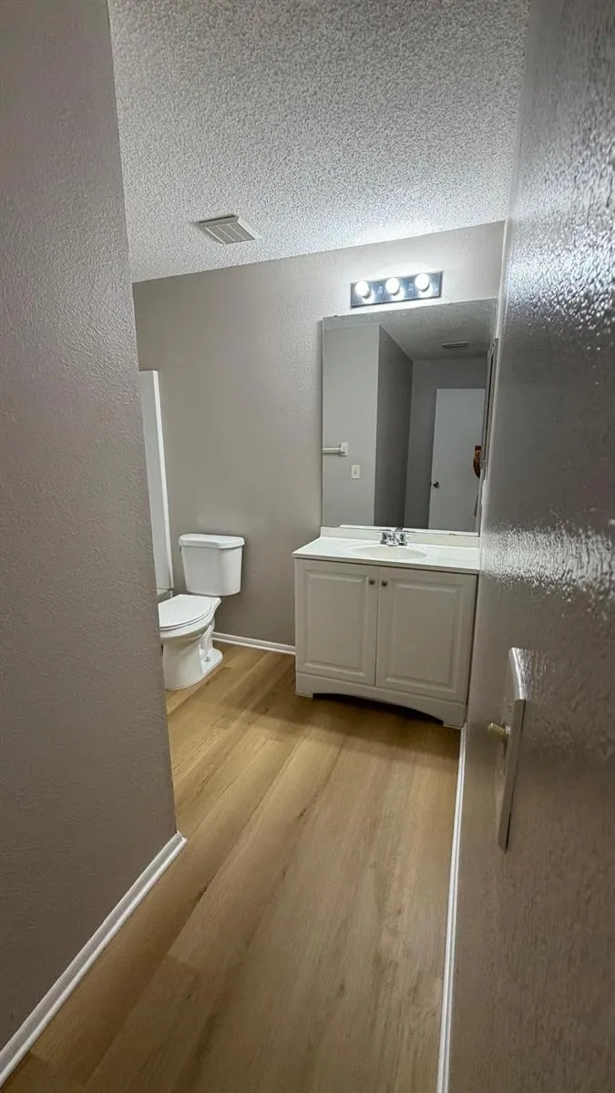 2260 CASCADES BOULEVARD #203 Kissimmee, FL 34741