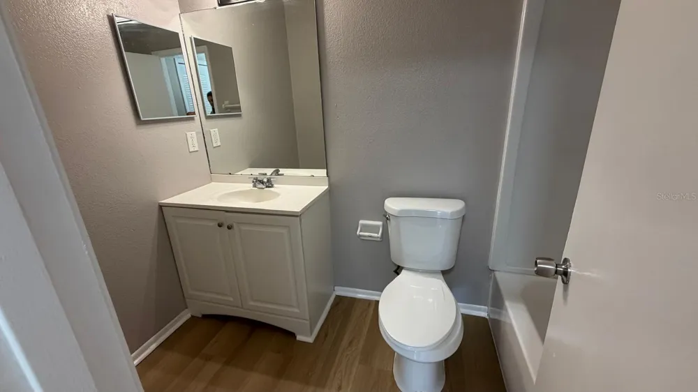 2260 CASCADES BOULEVARD #203 Kissimmee, FL 34741