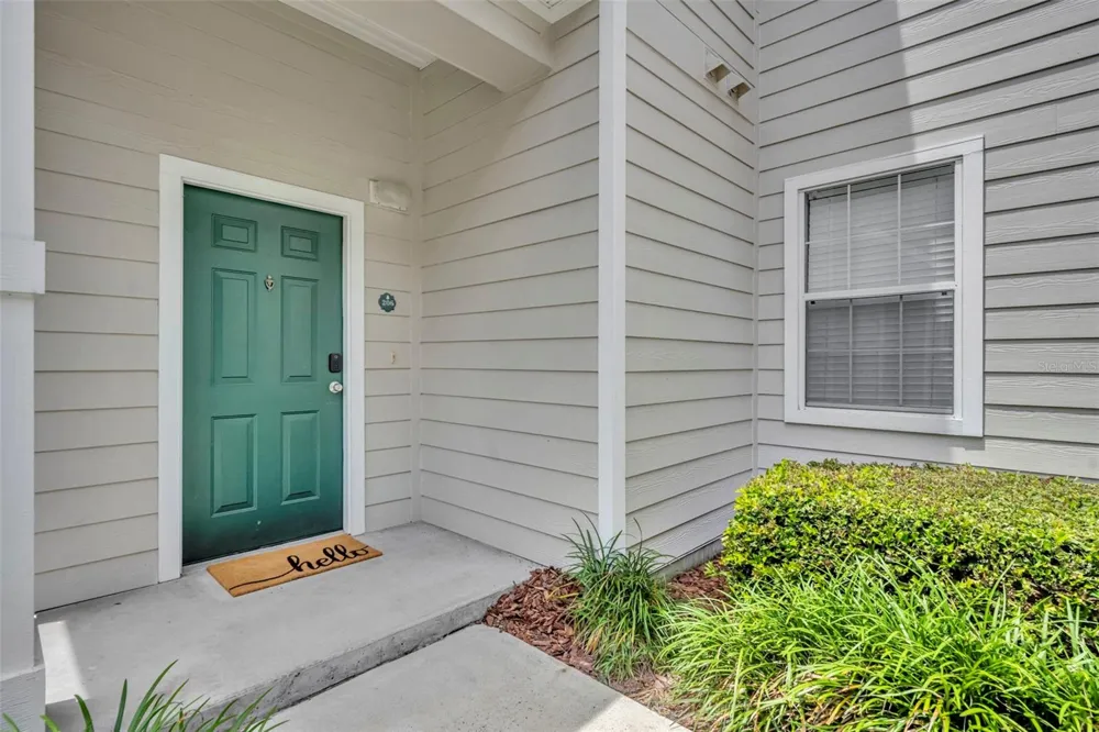 200 SOUTHERN PECAN CIRCLE #206 Winter Garden, FL 34787