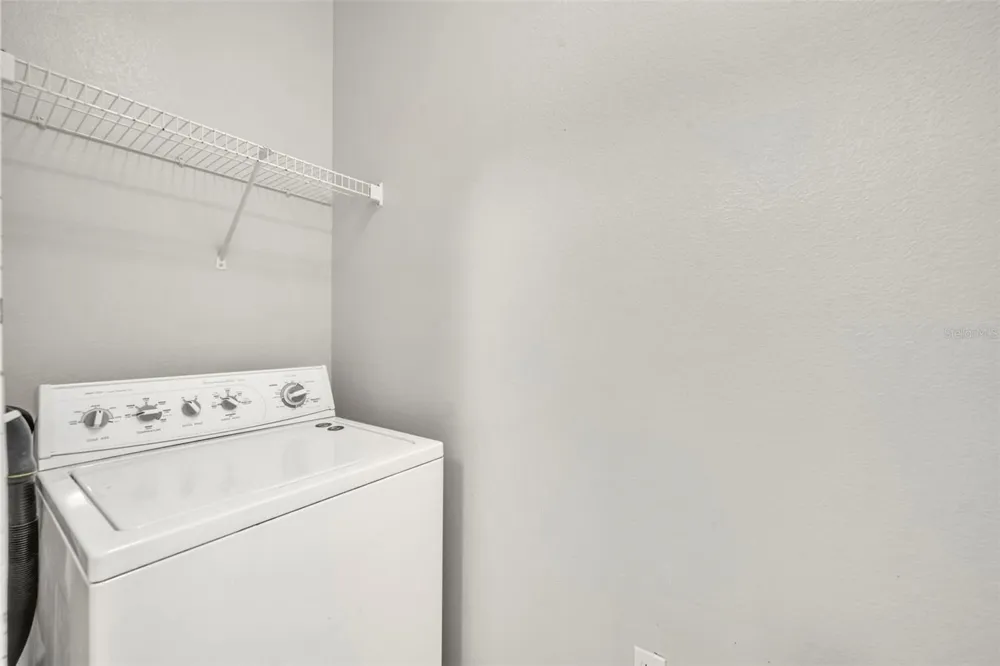 200 SOUTHERN PECAN CIRCLE #206 Winter Garden, FL 34787