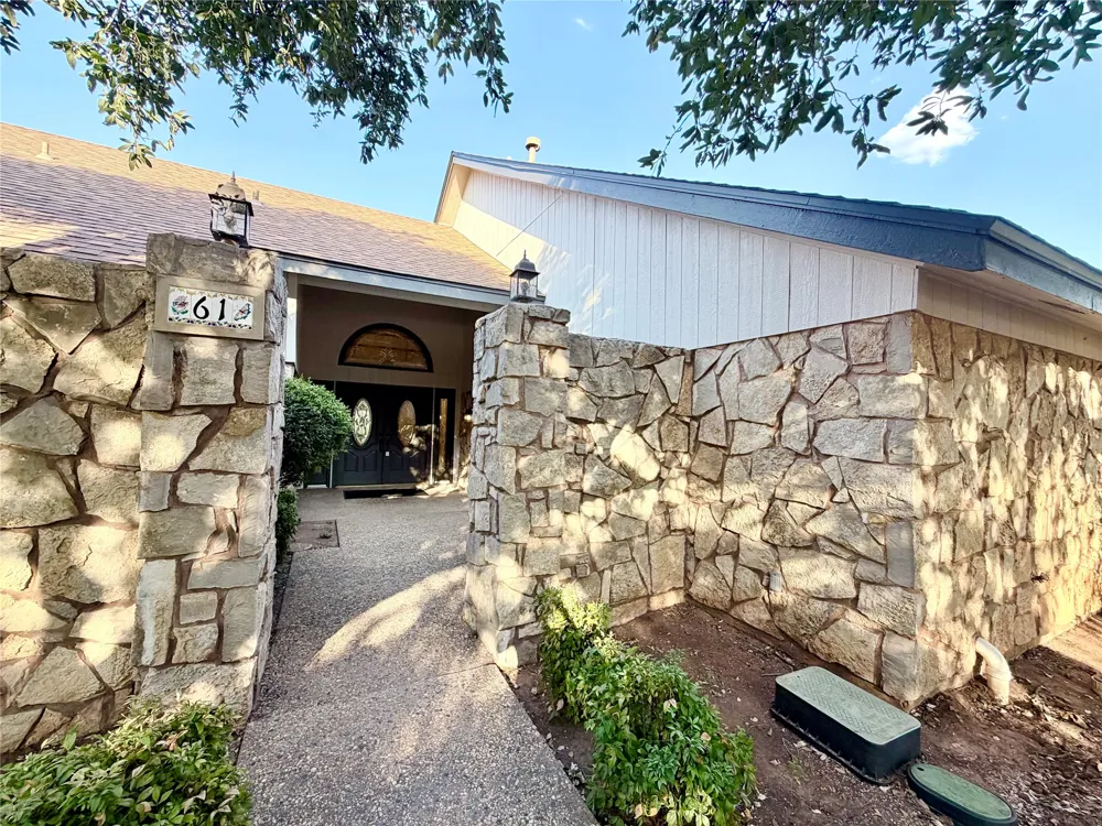 61 Glen Abbey Street Abilene, TX 79606