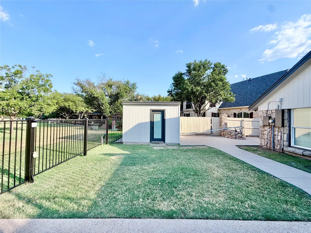 61 Glen Abbey Street Abilene, TX 79606