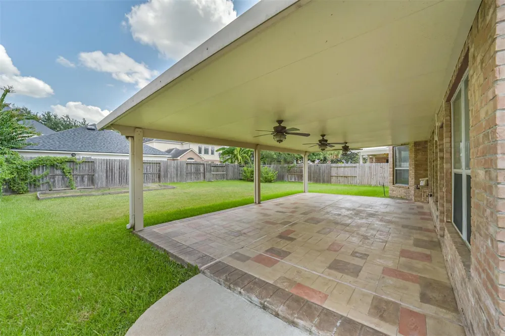 2615 Katie Harbor Drive Manvel, TX 77578
