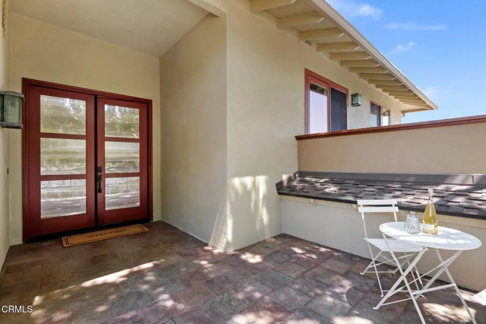 1428 Manitou Road Santa Barbara, CA 93105
