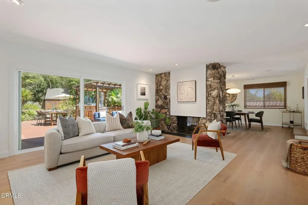 1428 Manitou Road Santa Barbara, CA 93105