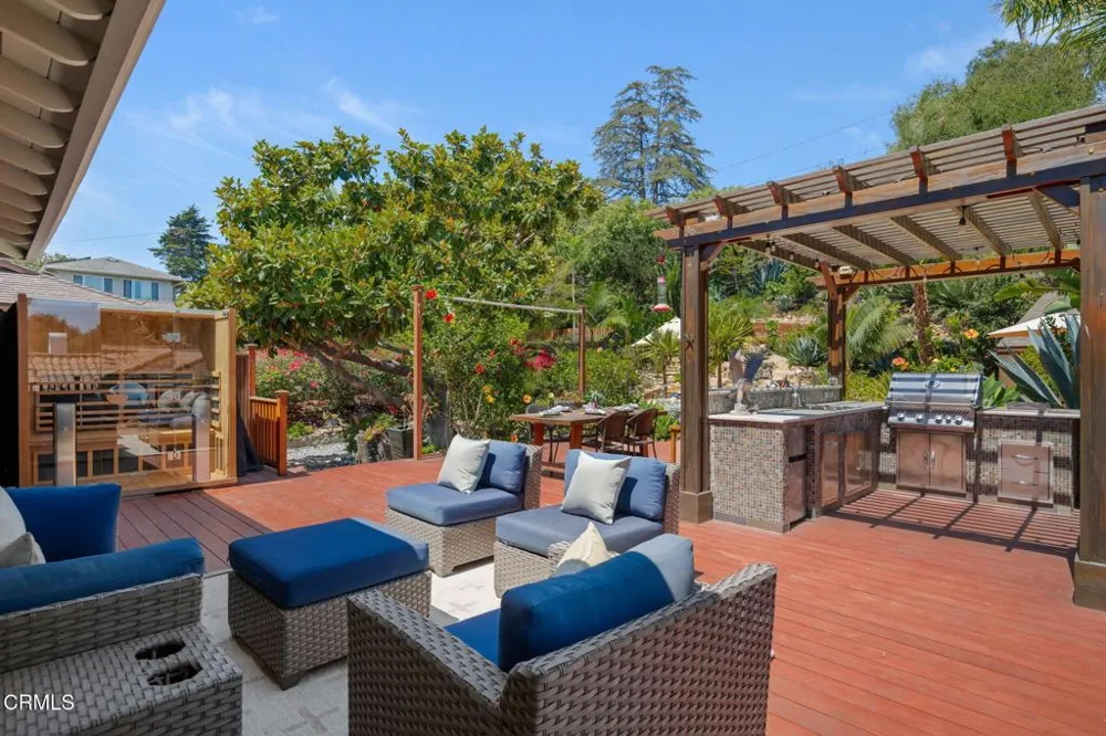 1428 Manitou Road Santa Barbara, CA 93105