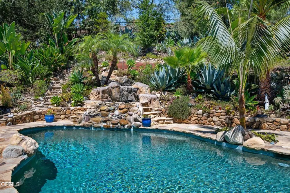 1428 Manitou Road Santa Barbara, CA 93105