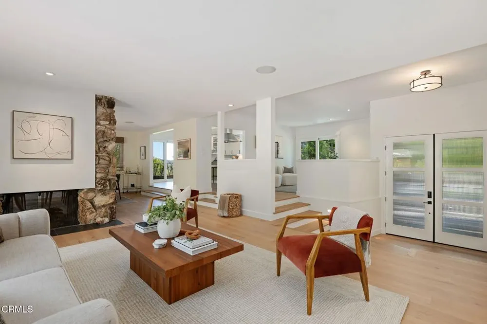1428 Manitou Road Santa Barbara, CA 93105