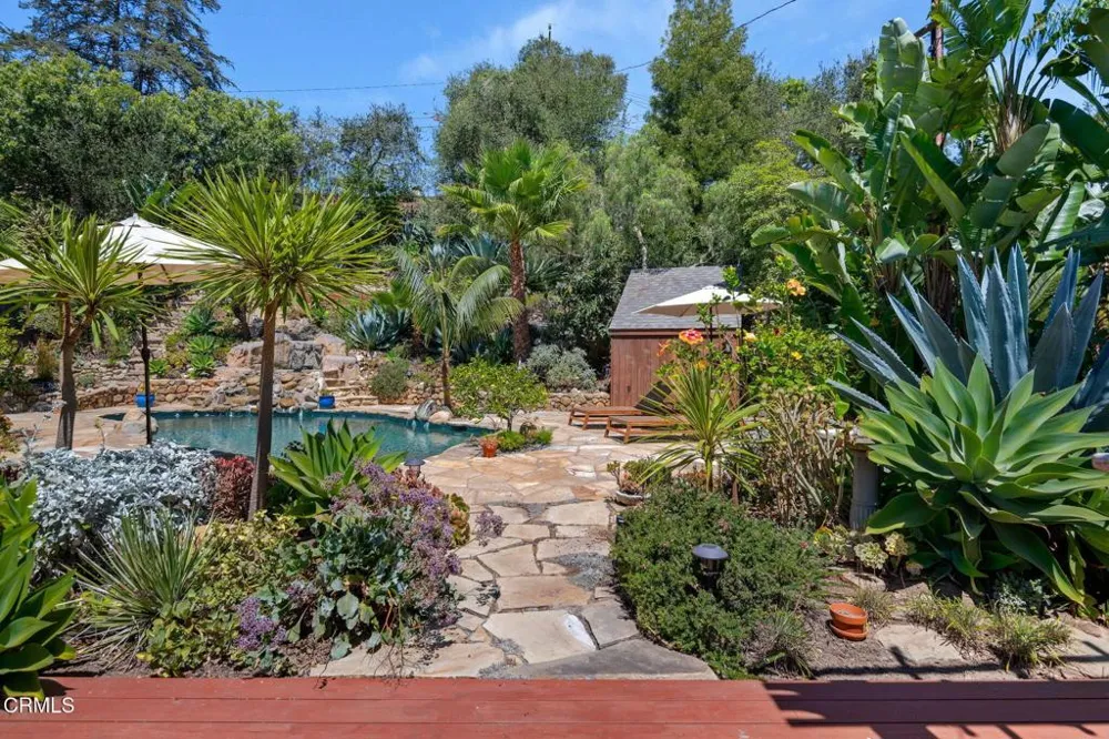 1428 Manitou Road Santa Barbara, CA 93105