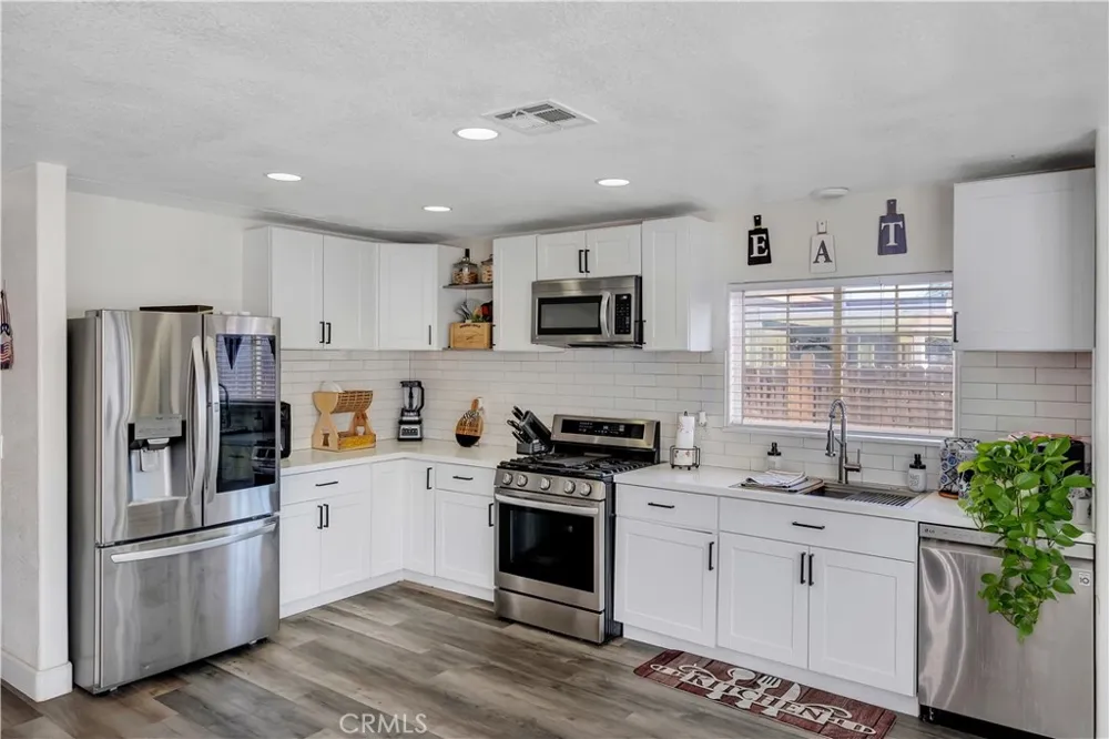 960 Purple Sage Court Barstow, CA 92311