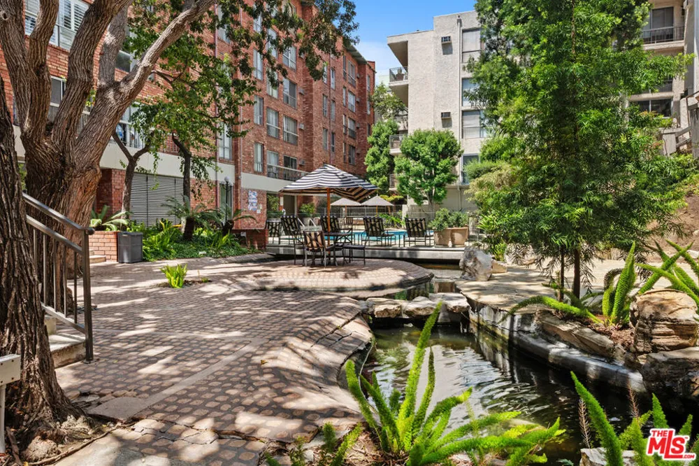 1440 VETERAN AVENUE #554 Los Angeles, CA 90024