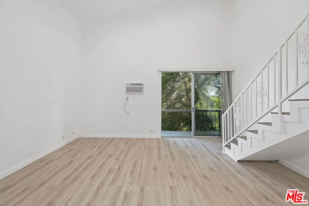 1440 VETERAN AVENUE #554 Los Angeles, CA 90024