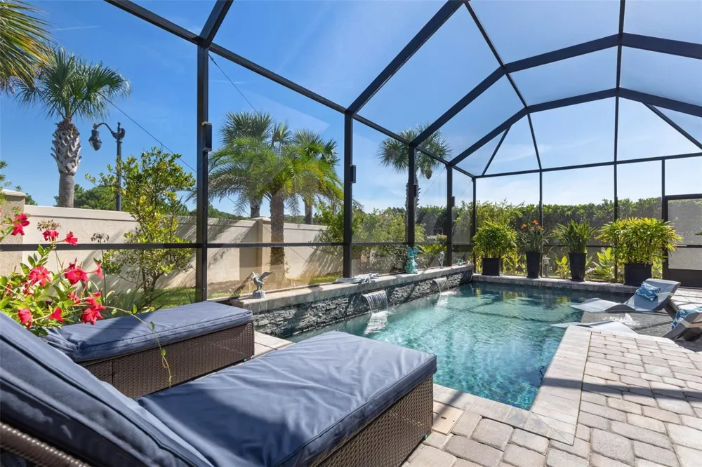 2 DEL PALMA DRIVE Palm Coast, FL 32137