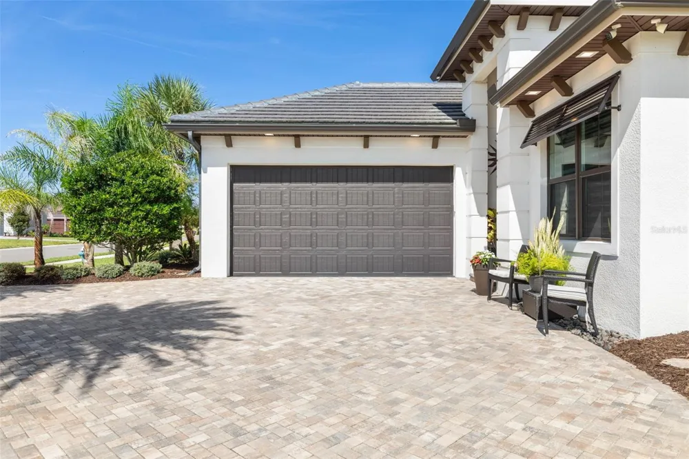 2 DEL PALMA DRIVE Palm Coast, FL 32137