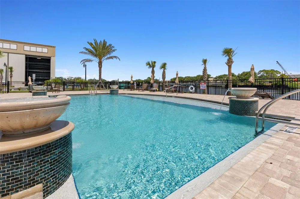2 DEL PALMA DRIVE Palm Coast, FL 32137