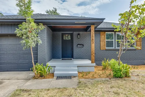 2553 Dorrington Drive