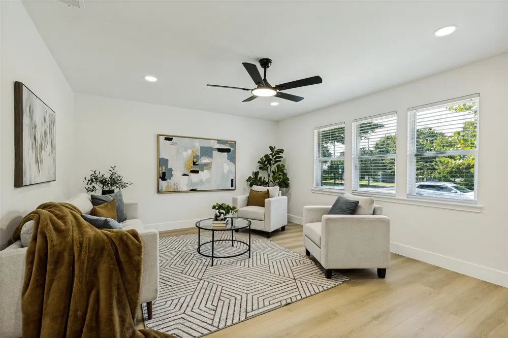 2553 Dorrington Drive Dallas, TX 75228
