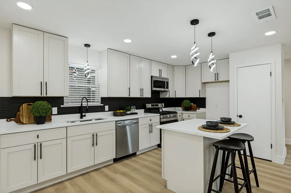 2553 Dorrington Drive Dallas, TX 75228