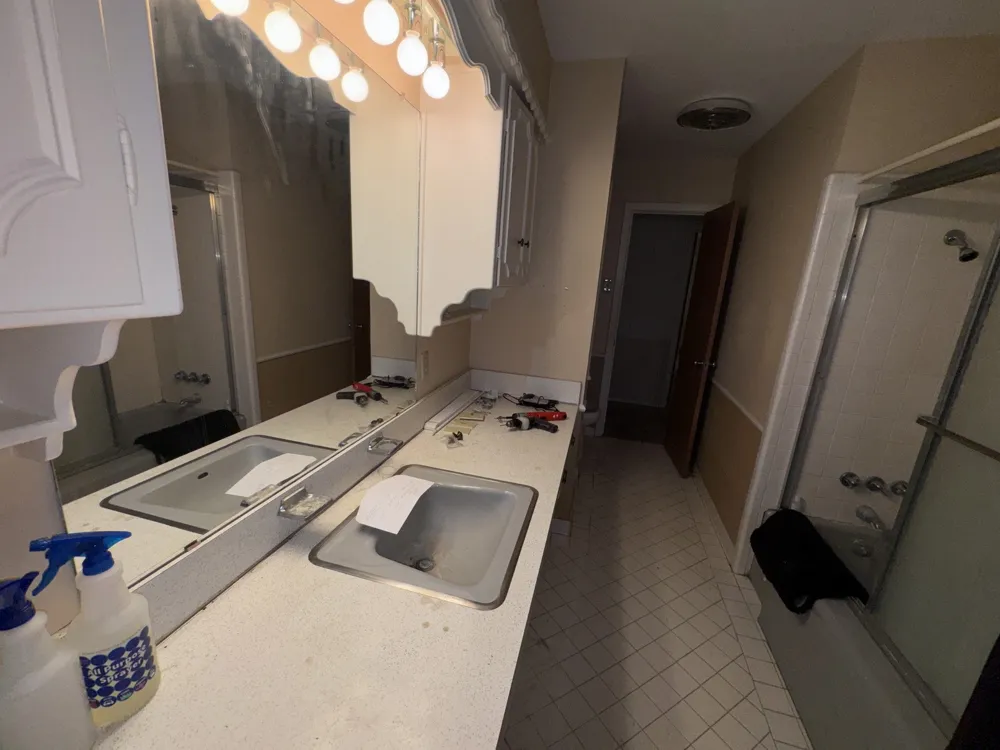 806 Sharpshire Street Grand Prairie, TX 75050
