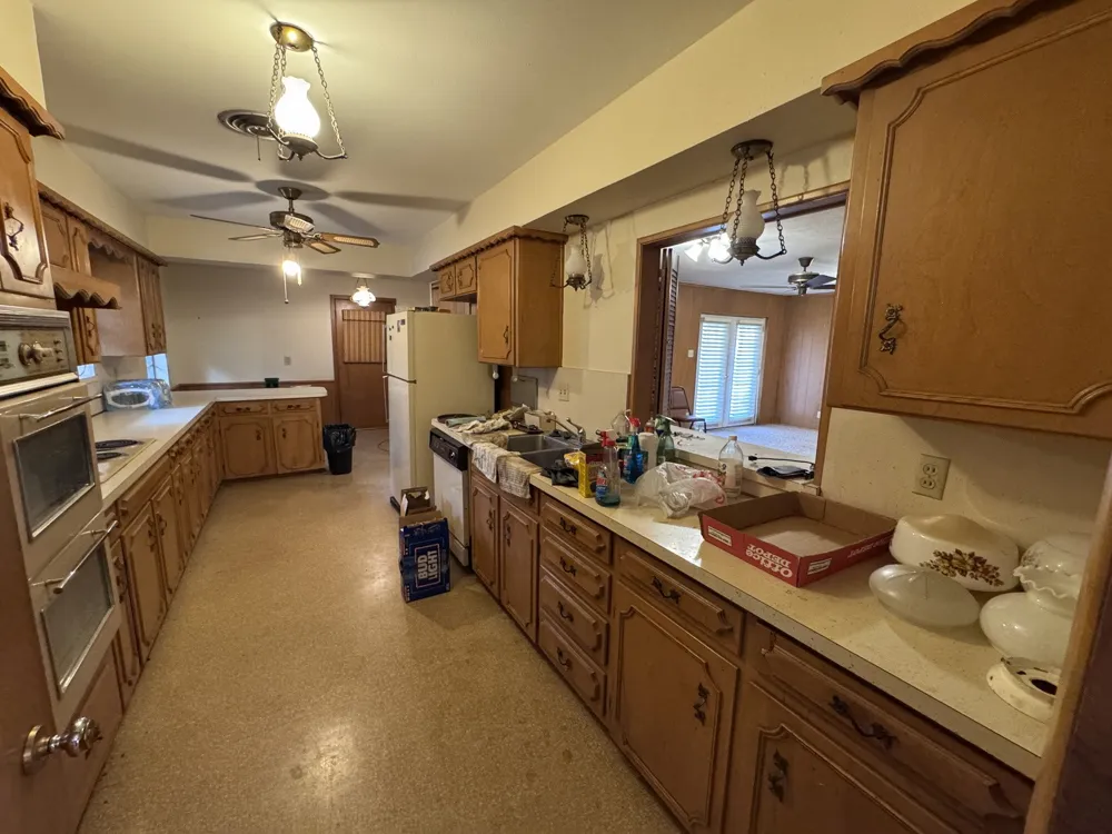 806 Sharpshire Street Grand Prairie, TX 75050