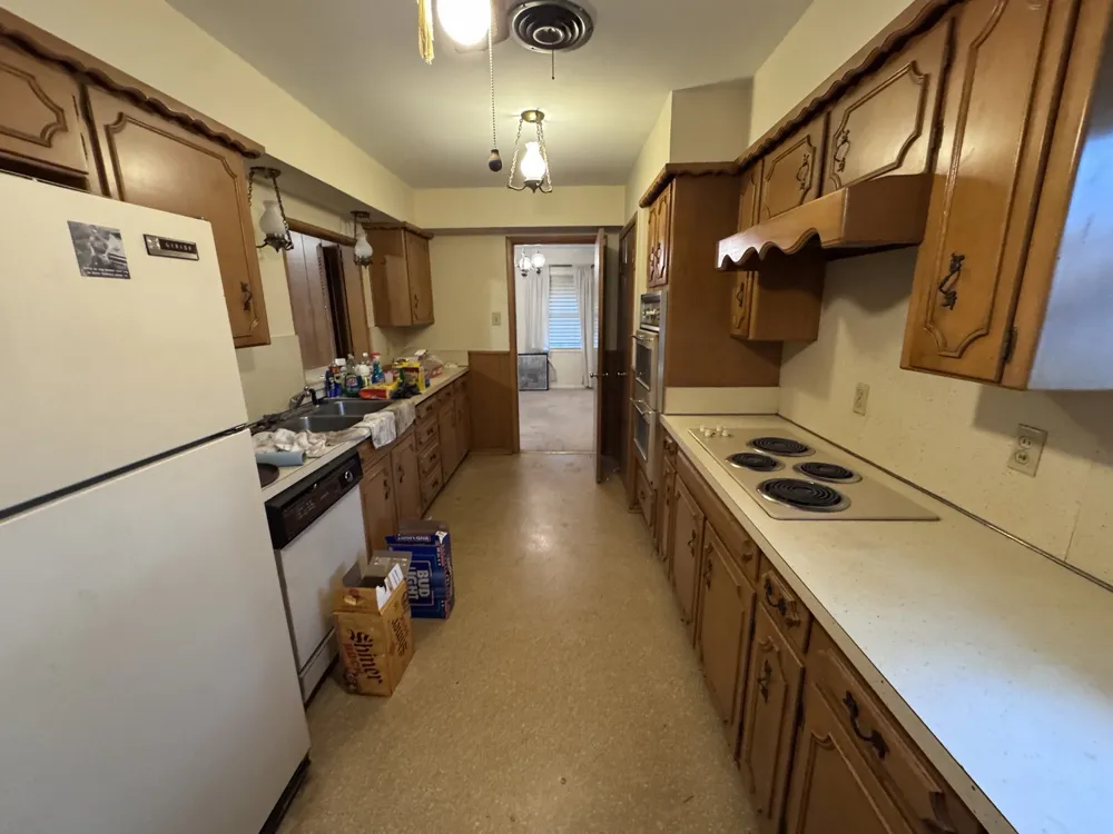 806 Sharpshire Street Grand Prairie, TX 75050