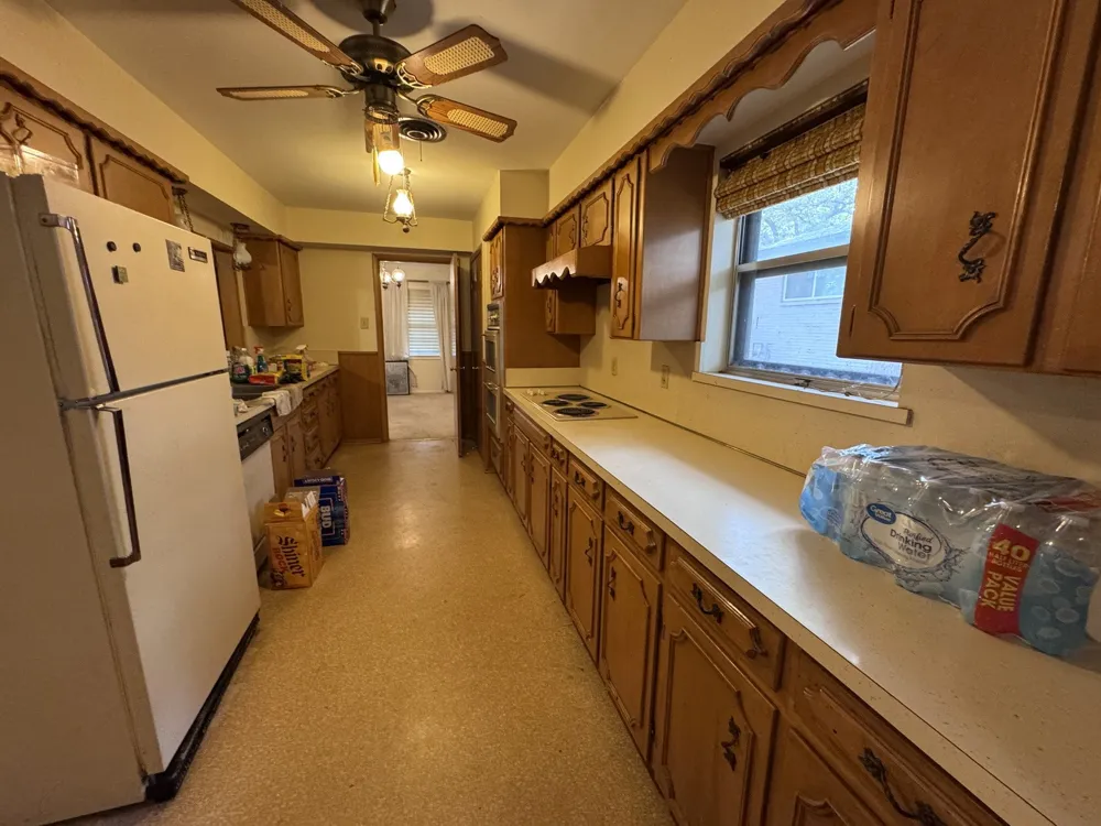 806 Sharpshire Street Grand Prairie, TX 75050