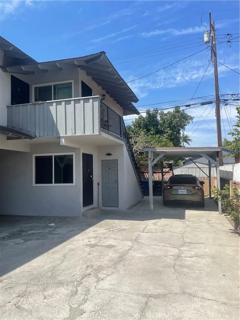 8981 Hildreth Avenue South Gate, CA 90280