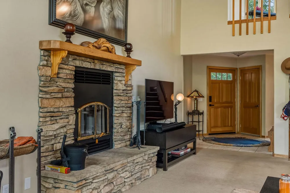 55370 Silver Tip Lane Idyllwild, CA 92549