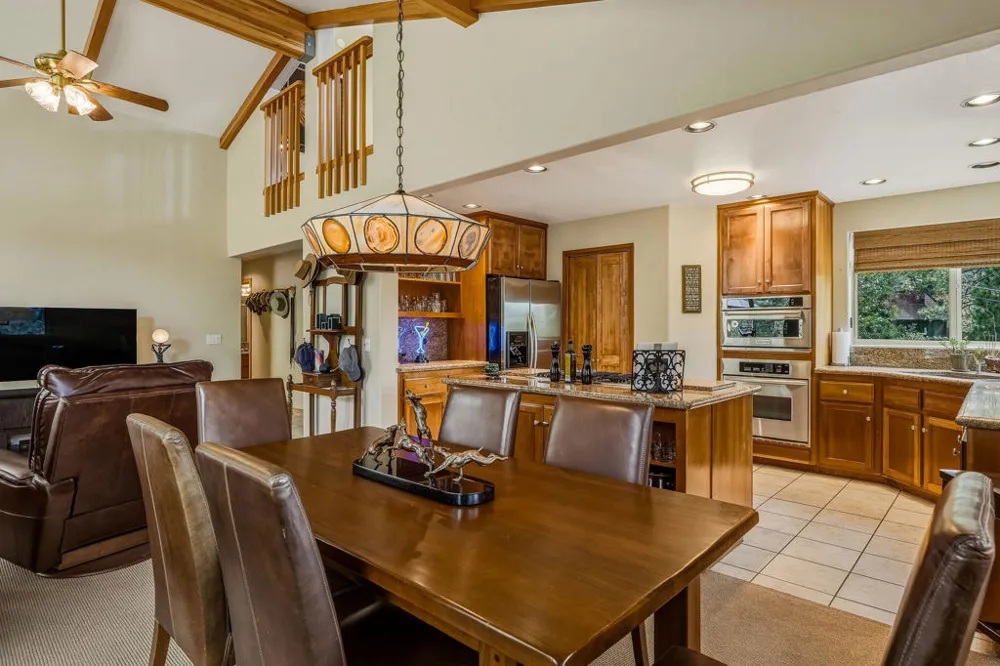 55370 Silver Tip Lane Idyllwild, CA 92549