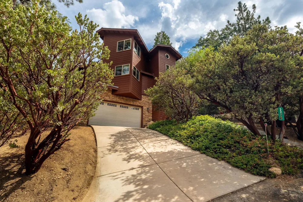 55370 Silver Tip Lane Idyllwild, CA 92549