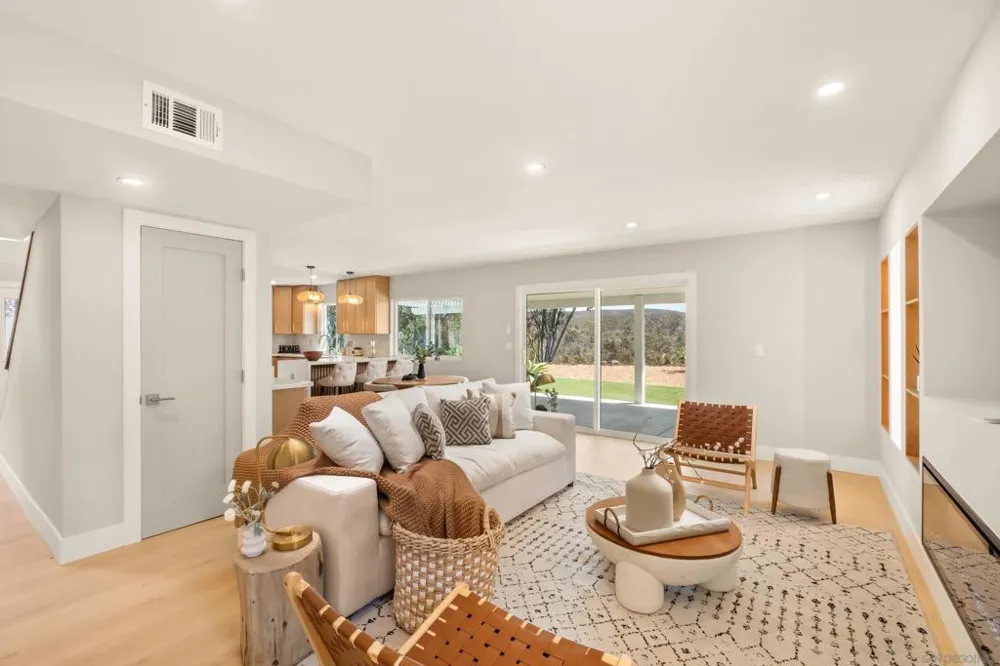 10065 Timberline Ct San Diego, CA 92131