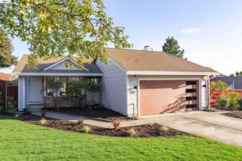 1057 Topsail Drive
