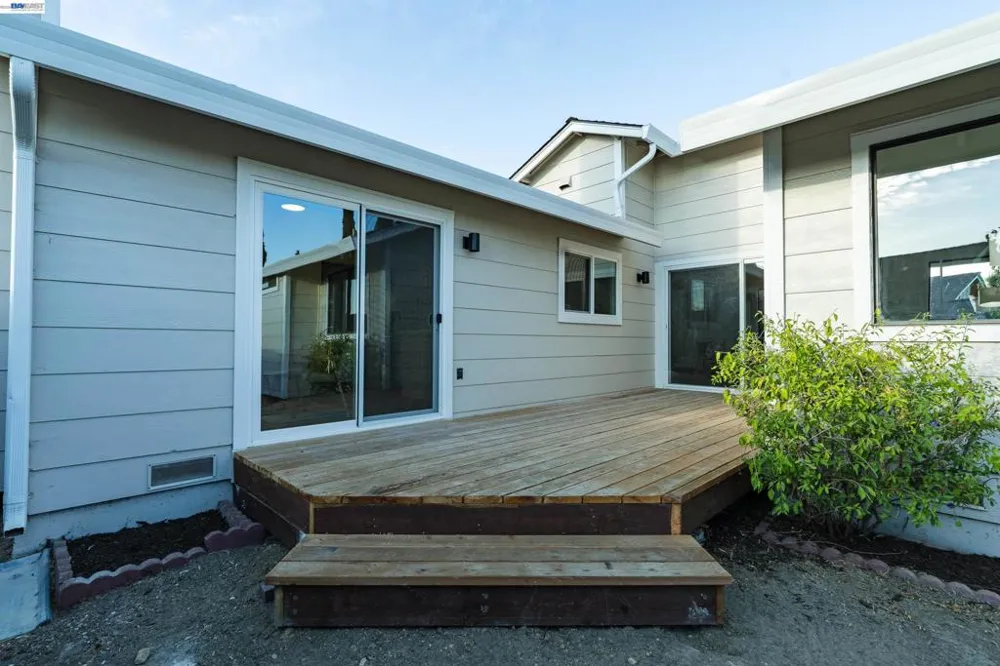 1057 Topsail Drive Vallejo, CA 94591